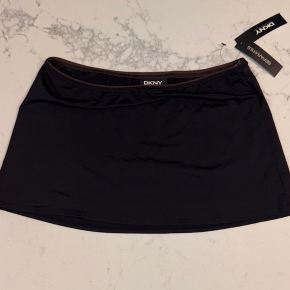 DKNY Black Mini cover up shorts size S NWT - Picture 1 of 5
